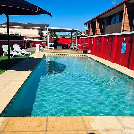 Mackay Rose Motel Екстер'єр фото